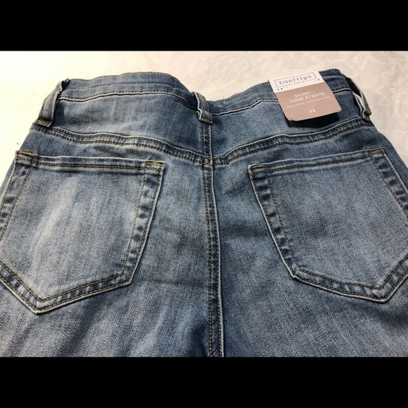 Ardene Eighty Two denim distressed jeans NWT skinny sizec3 - Picture 3 of 11